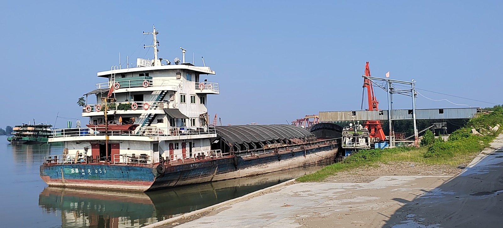 1754876184112935.jpg 0e878f45e7127b7605fbcca9593fb25.jpg